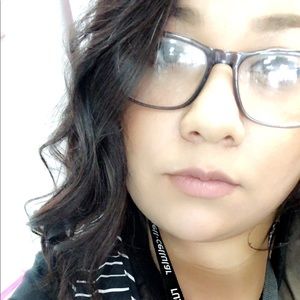 Meet your Posher, Jenise